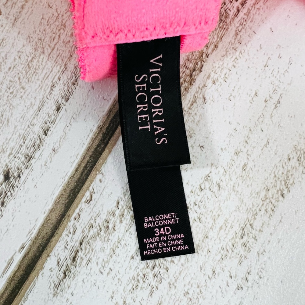 Victoria’s Secret Balconet Bra 34D - Picture 9 of 10